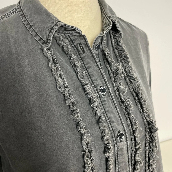 Pilcro Anthropologie Juni Button Up Shirt Top Gray Ruffle Distressed Small - Picture 3 of 11